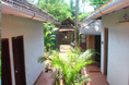 Mandela Beach homestay